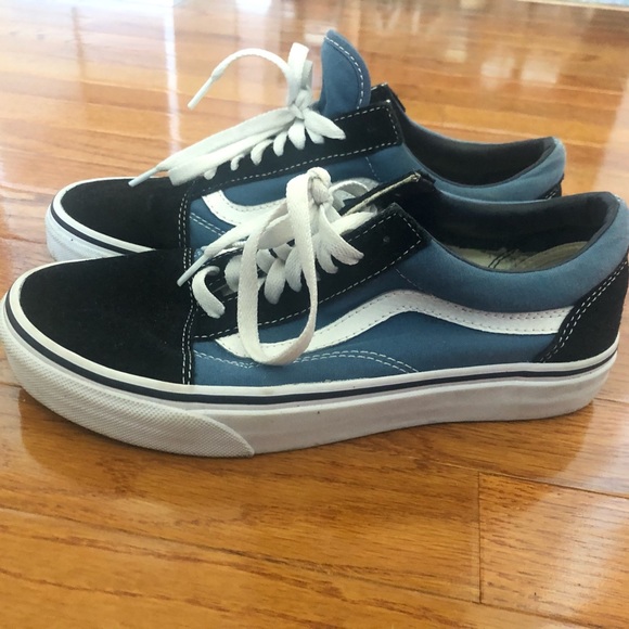 Vans Shoes - Vans Old Skool